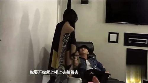 娱乐吃瓜爱情故事小说,爱在娱乐圈的甜蜜碰撞