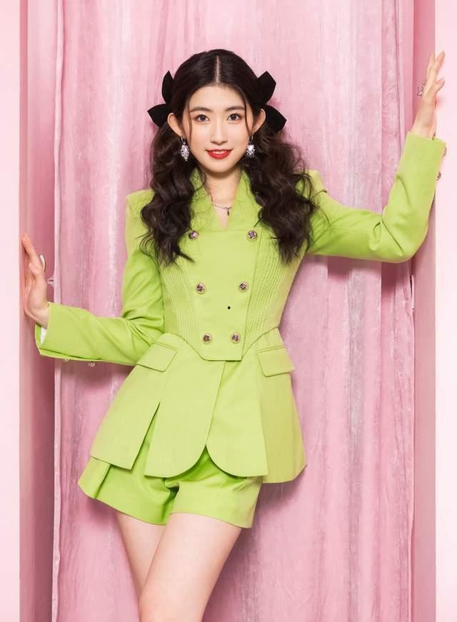 娱乐吃瓜四字女星,揭秘她的神秘面纱