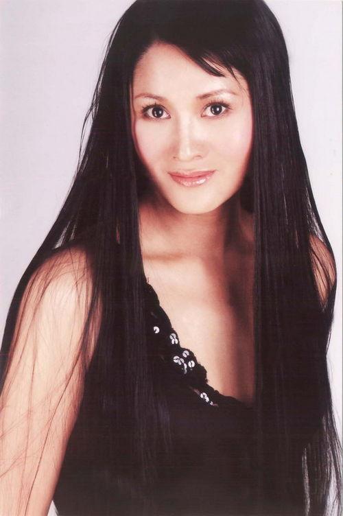 娱乐吃瓜女导演